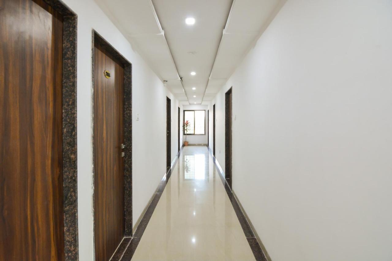 Hotel Sukrangu Palace Shirdi Exterior foto