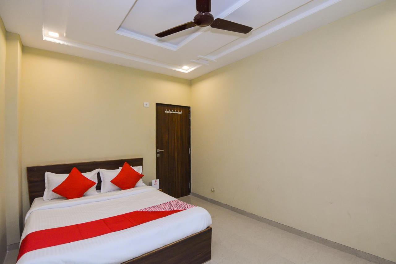 Hotel Sukrangu Palace Shirdi Exterior foto